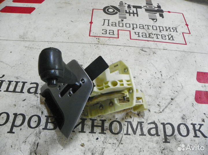 Селектор АКПП салонный Hyundai Tucson I (2004—2011