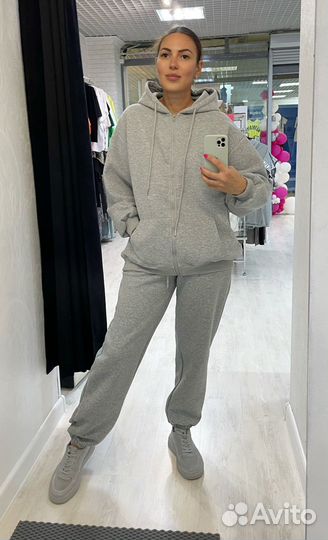 Костюм спортивный