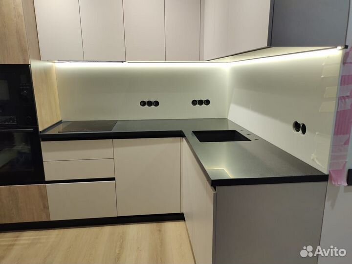 Столешница из камня (кварц, акрил)