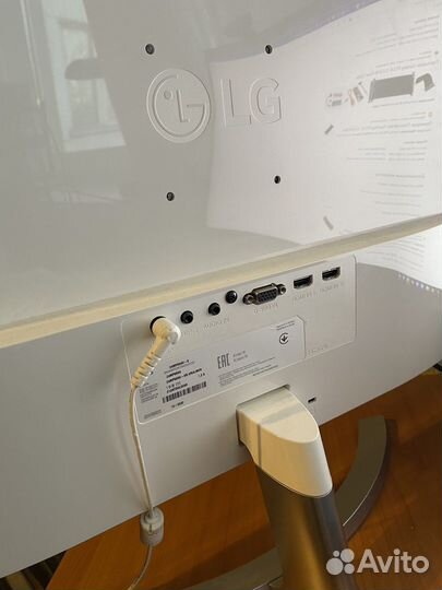 Монитор LG 23.8 24mp88hv-s белый