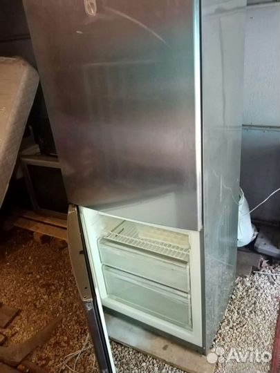 Холодильник бу Сиеменс