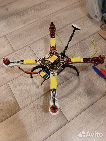 Квадрокоптер бпла дрон DJI F450 + пульт