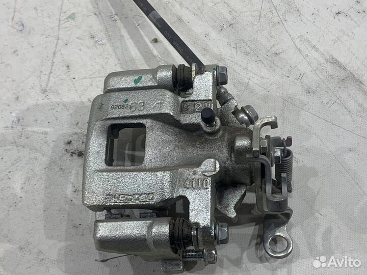 Суппорт задний левый Мitsubishi Оutlаndеr