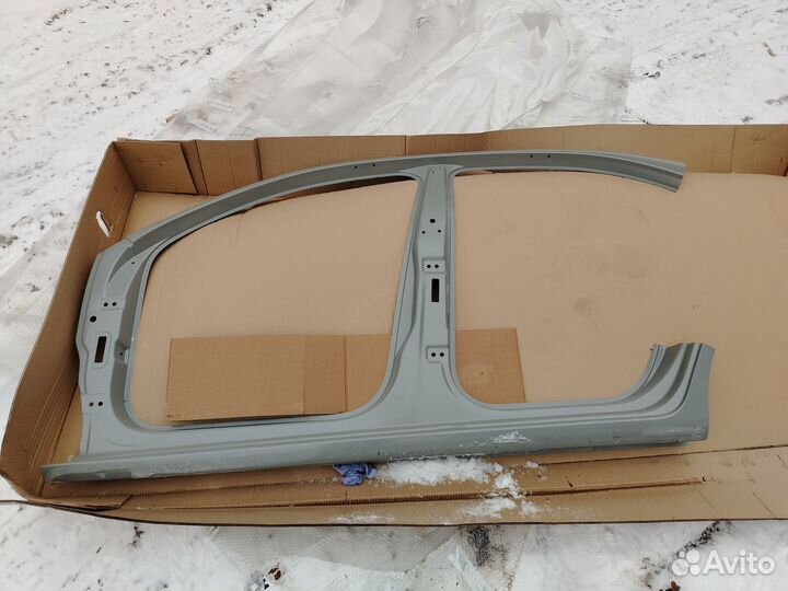 Боковина левая, порог левый VW Polo, Skoda Rapid 2