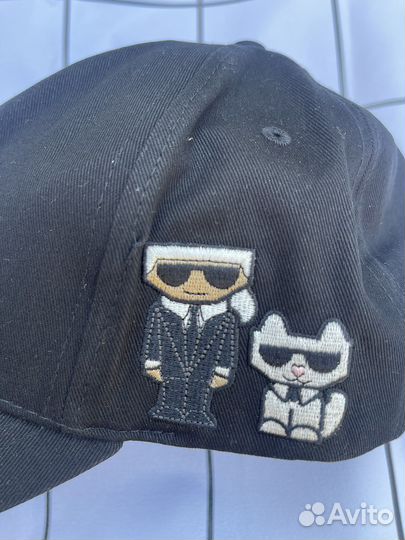 Karl lagerfeld кепка
