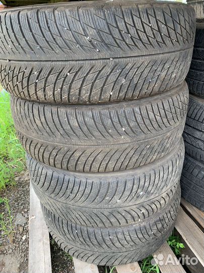 Michelin Pilot Alpin 5 235/55 R18