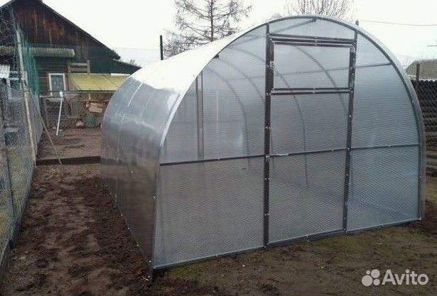 Теплица из поликарбоната
