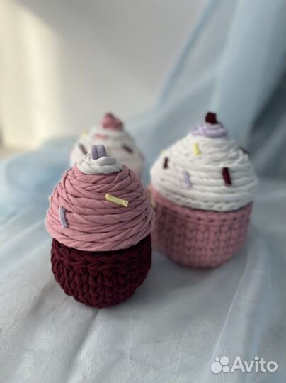 Корзинка вязаная