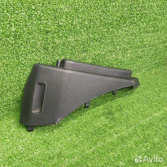 Держатель задней полки левый Opel Astra J 2012