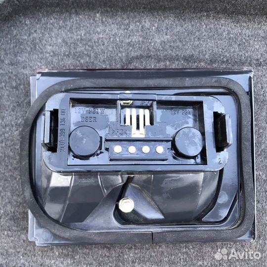 Задний левый фонарь ваз 2110