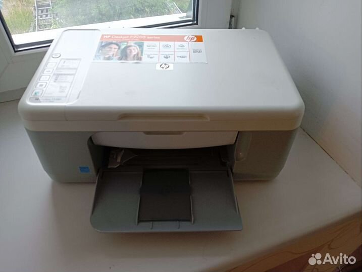Два принтера HP со сканером и Brother