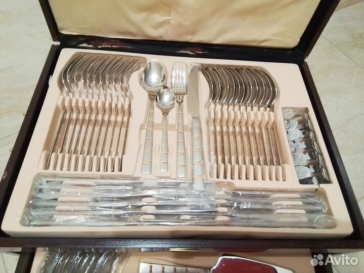 Набор столовых приборов