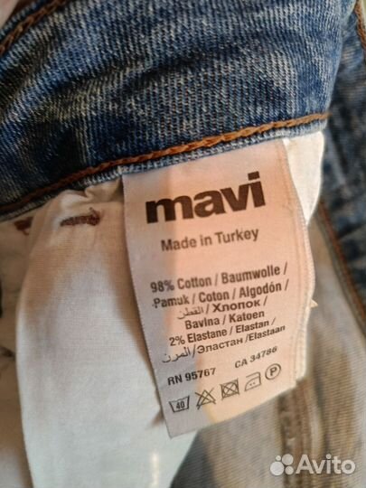 Джинсы mavi