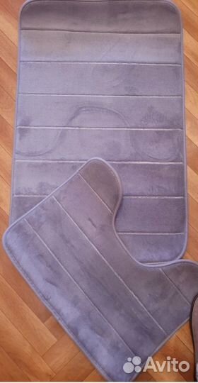 Набор ковриков для ванной и туалета новые