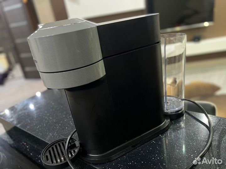 Кофеварка капсульная DeLonghi Nespresso ENV120.W