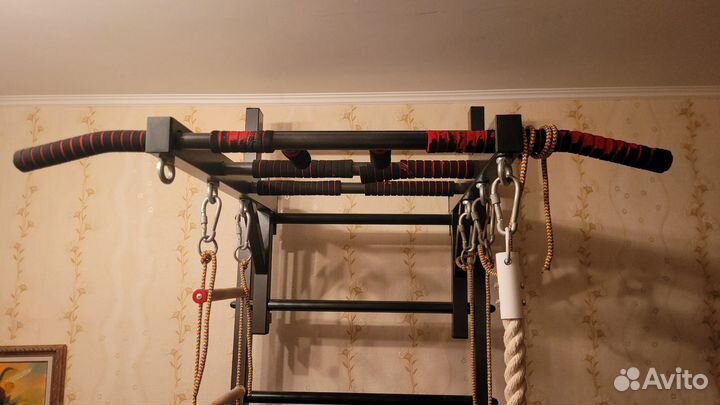 Шведская стенка с турником