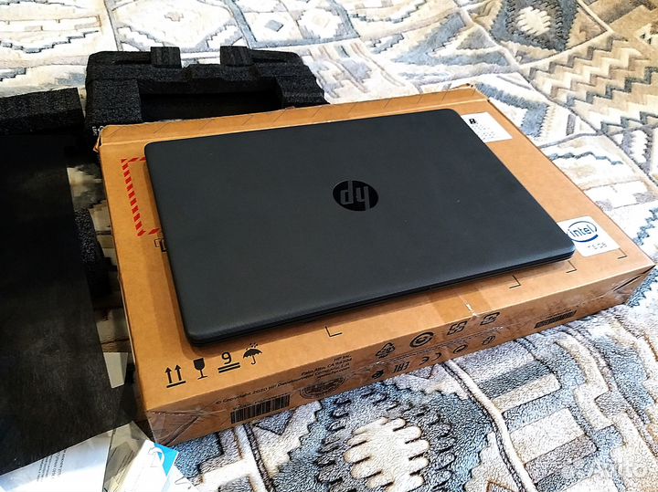 Современный на SSD с двумя видеокартами ноутбук