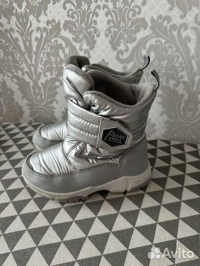 Ботинки зимние для девочки 29 дутики