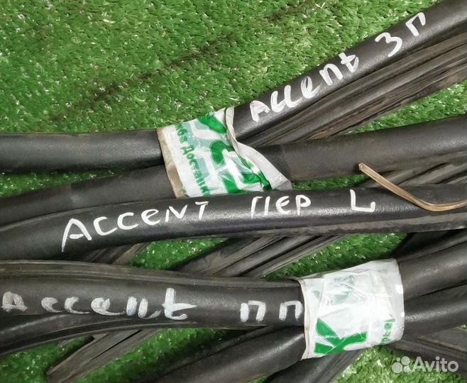 Уплотнитель проема б.у Hyundai Accent 2