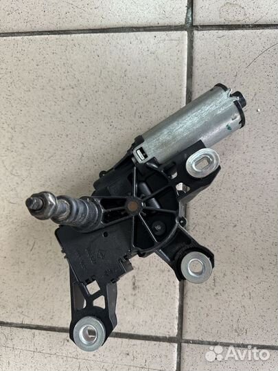 Моторчик заднего стеклоочистителя Каравелла Т5