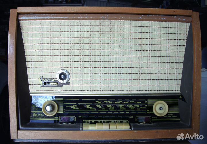 Радиола Sakta