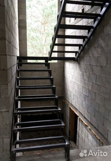 Лестницы винтовые под ключ