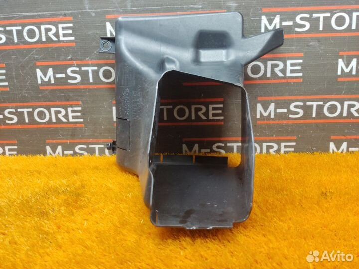 Воздуховод радиатора левый Bmw 7-Series F01 N63B44