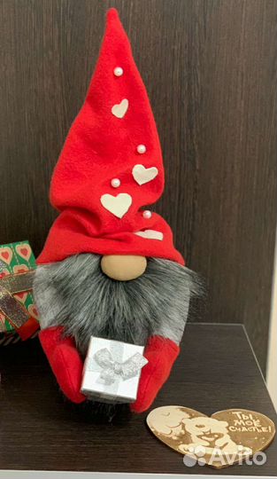 Гном день всех влюбленных