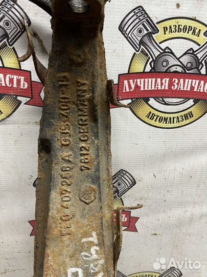 Кулак поворотный Фольксваген Туарег / Кайен / Ку7