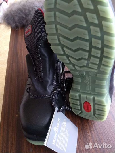 Рабочие ботинки женские 38 размера