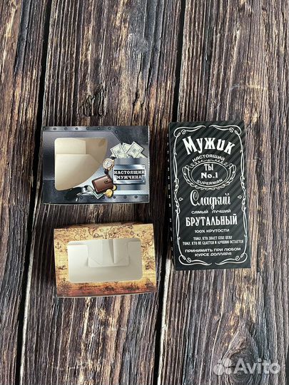 Коробка подарочная с окошком