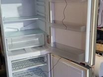Холодильник Hotpoint Ariston