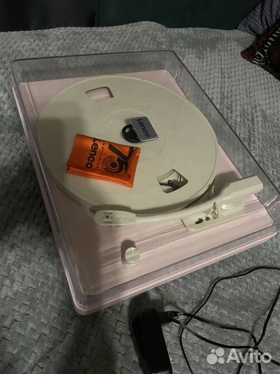 Виниловый проигрыватель