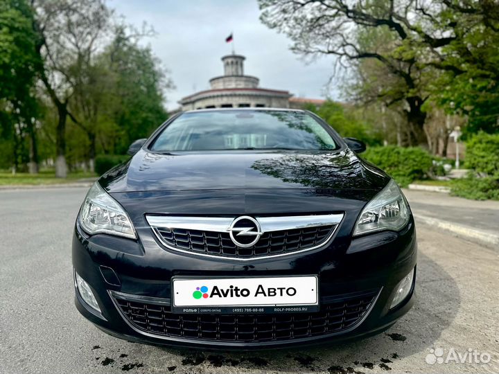 Opel Astra 1.4 AT, 2011, 88 000 км