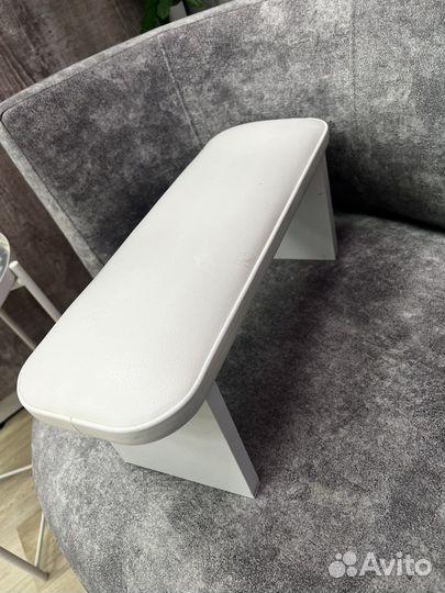 Подставка для маникюра