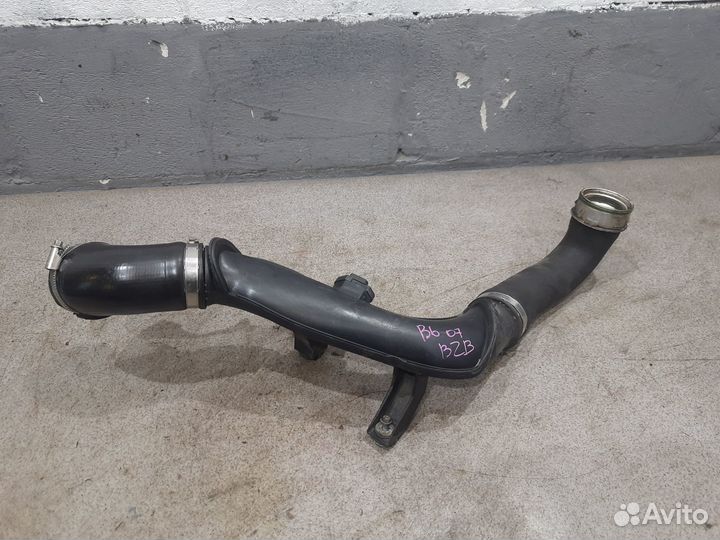 Патрубок турбины в сборе для 1.8 CDA Octavia A5