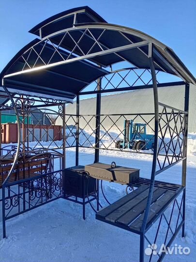 Мангал с печью под казан и крышей