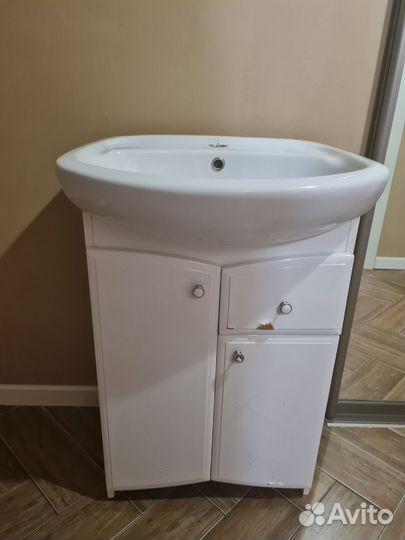 Тумба для ванной с раковиной бу