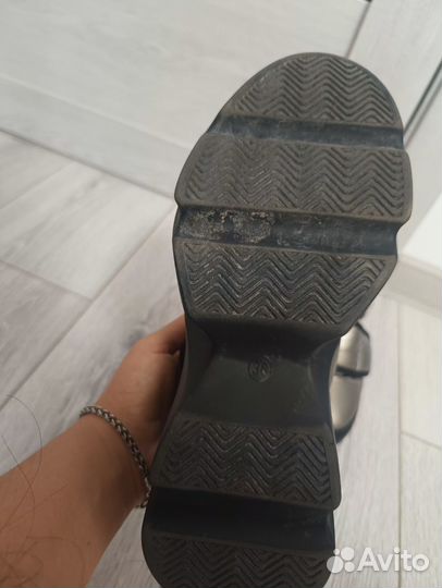 Дутики женские