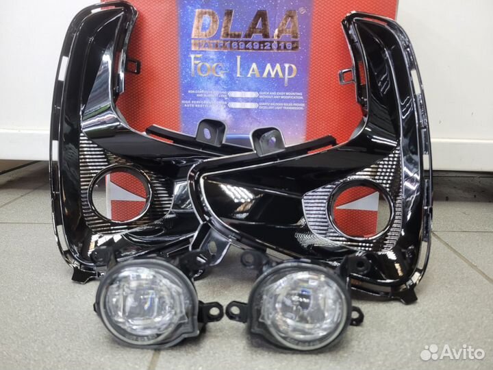 Фары противотуманные Toyota Yaris LED 2019-2023