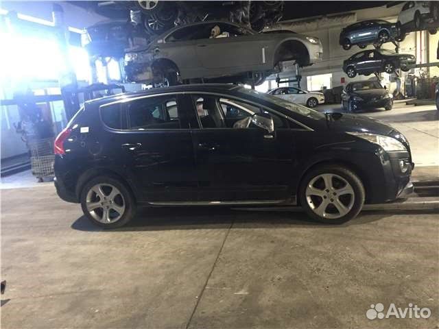 Разбор на запчасти Peugeot 3008