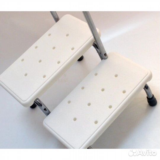 Cтупень для ванной комнаты С поручнем KJT569