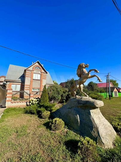 Дом 163 м² на участке 15 сот.