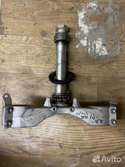 Траверса нижняя kawasaki zx14r 2007