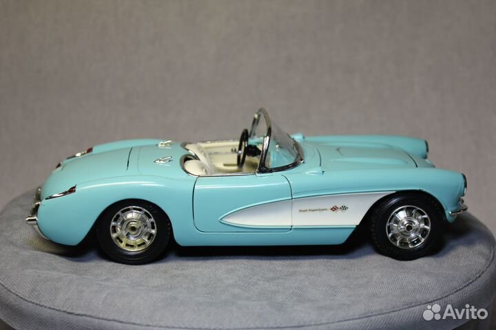 Модель chevrolet corvette 1957 Bburago