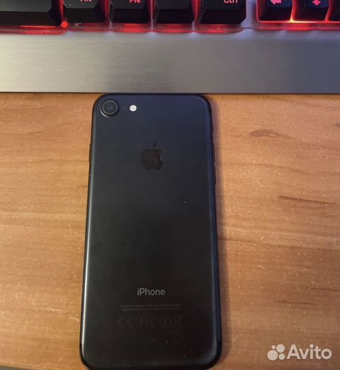 iPhone 7, 128 ГБ