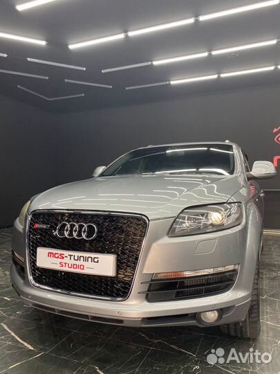 Решётка на Audi Q7 06-15гг. RSQ7 Style 1
