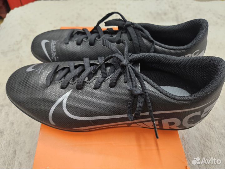 Футбольные бутсы Nike Vapor 13 Club, оригинал 40р