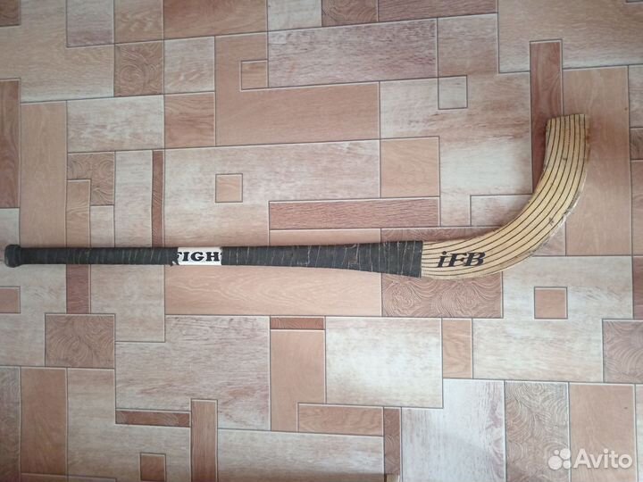 Клюшка хоккейная