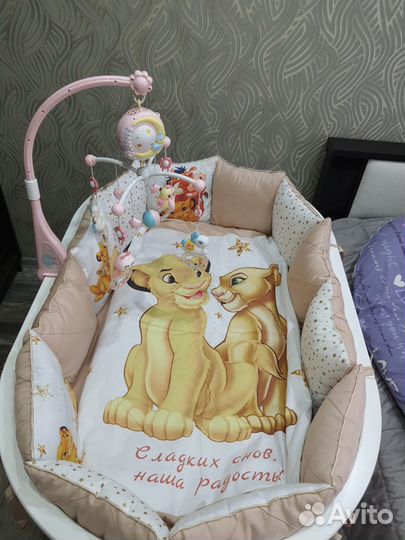 Детский мобиль в кроватку